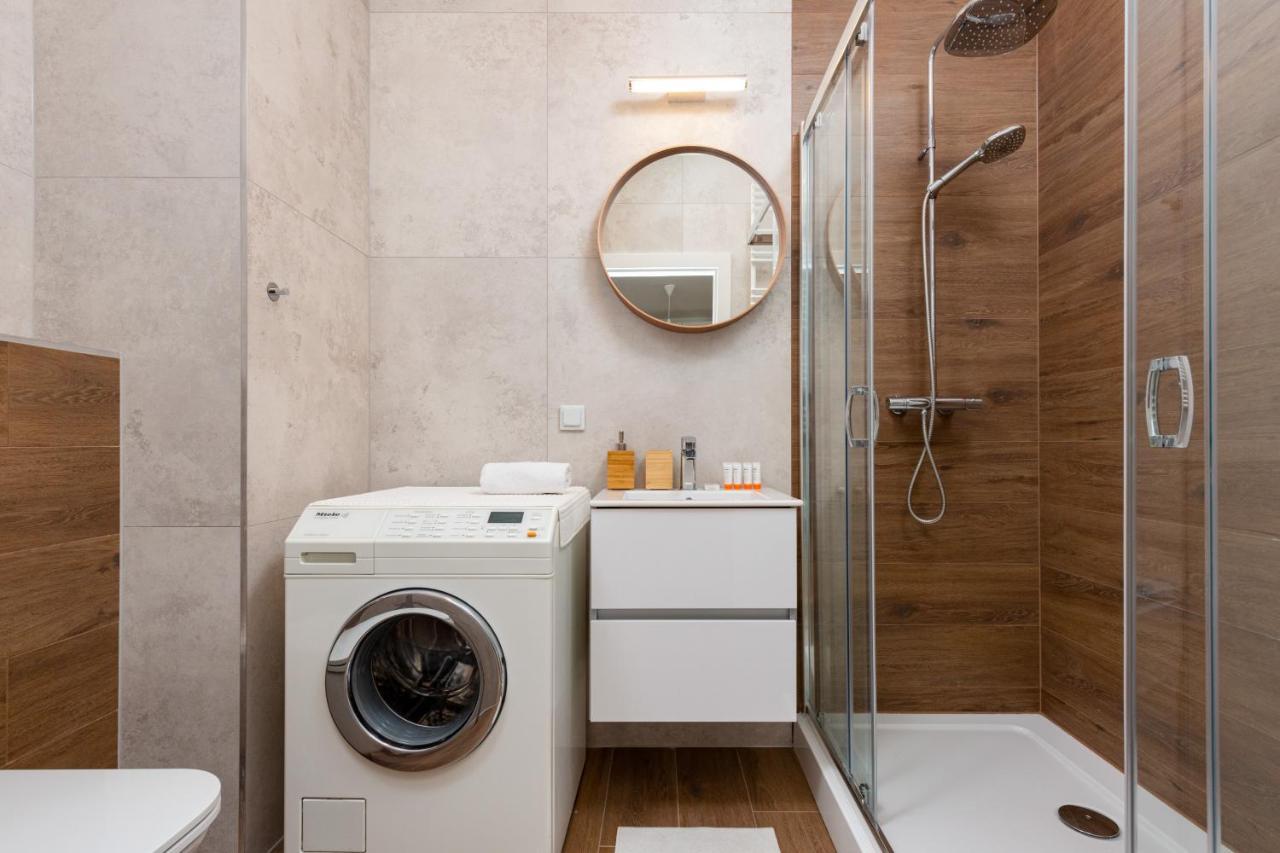 Forum Wola Jana Kazimierza Apartment By Noclegi Renters Varšava Exteriér fotografie